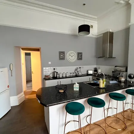 Daire Prime Location Clifton 2 Bed Self Contained Spacious Garden Bristol