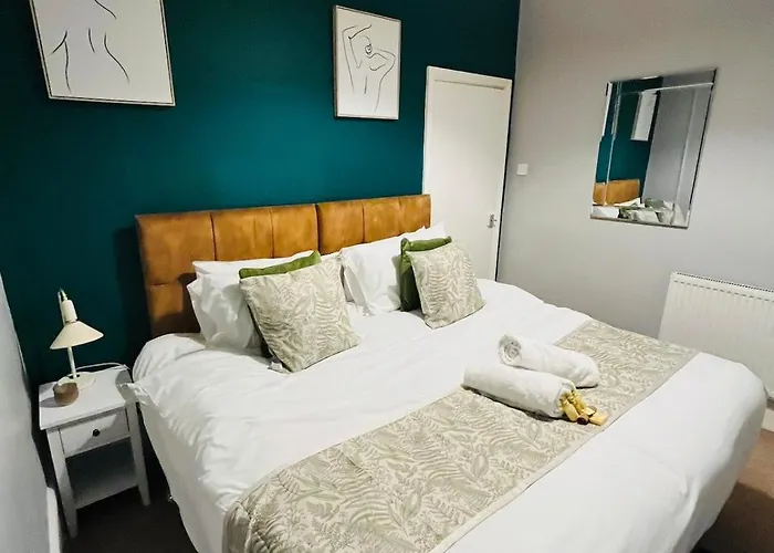 公寓 Prime Location Clifton 2 Bed Self Contained Spacious Garden *